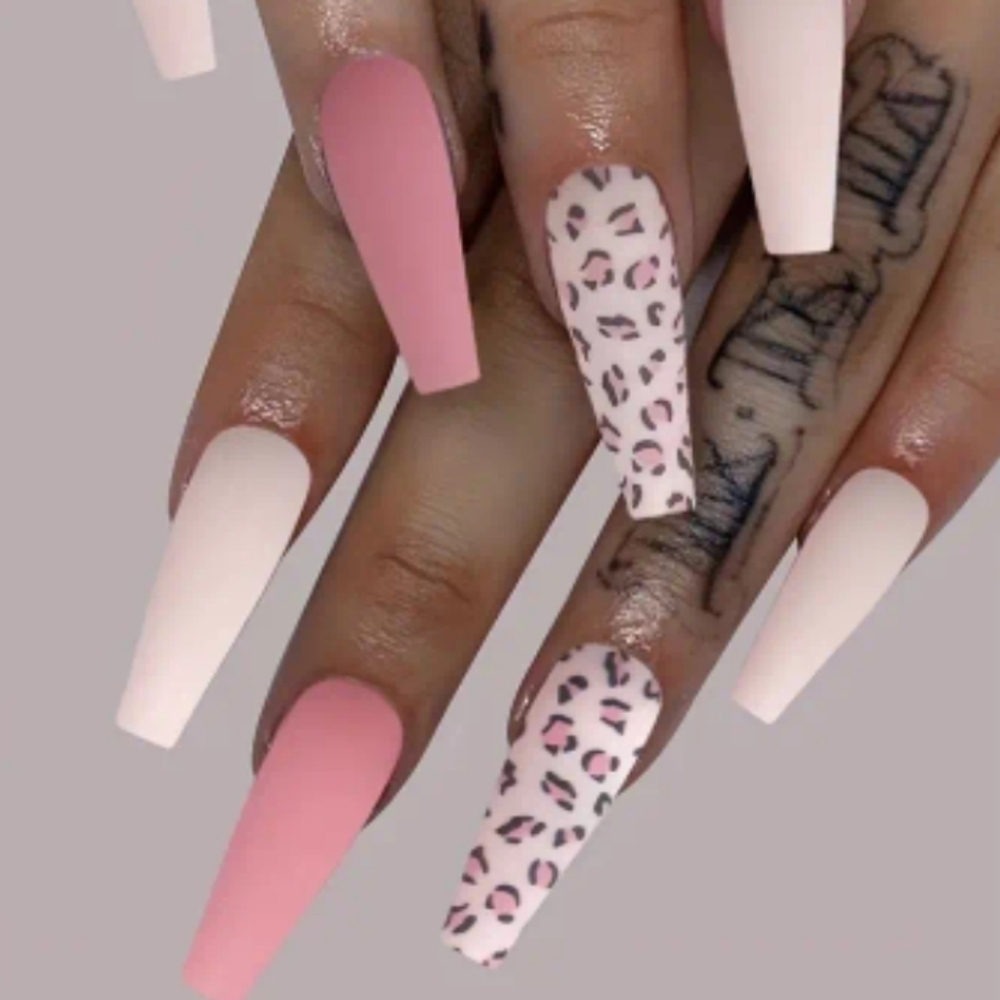 🔥3/$21 Matte Pink , White and Leopard print design Press on False nails